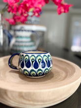 Load image into Gallery viewer, Gotas Coffee Mug