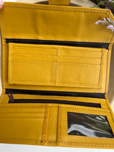 Load image into Gallery viewer, The Lily Wallet