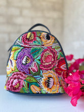 Load image into Gallery viewer, Mini Aria