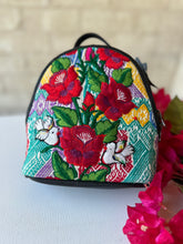 Load image into Gallery viewer, Mini Aria