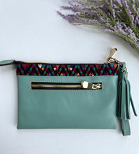 Load image into Gallery viewer, The Lily Wrislet