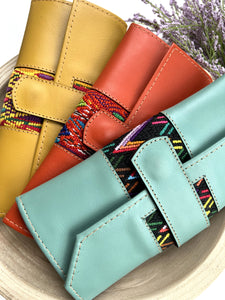 The Lily Wallet