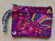 Load image into Gallery viewer, Huipil Wristlet 06
